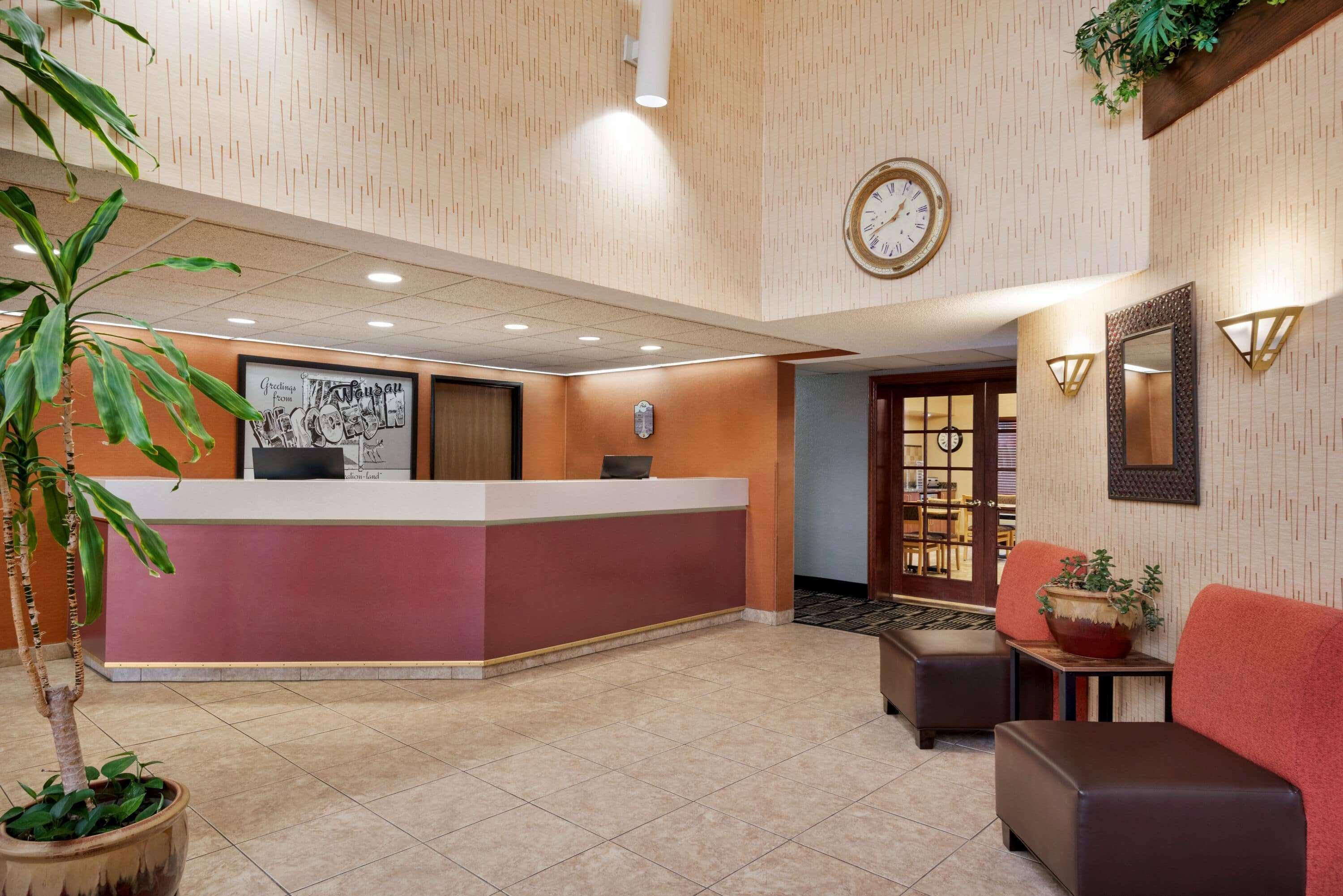 Super 8 by Wyndham Wausau Exterior foto